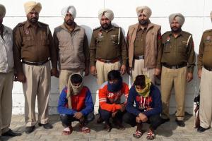 ਲ਼ੁੱਟ ਖੋਹ ਦੇ ਦੋਸ਼ ‘ਚ ਚਾਰ ਜਣਿਆਂ ‘ਤੇ ਮੁਕੱਦਮਾ ਦਰਜ