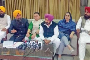 ਲੋਕ ਮਸਲਿਆਂ ਦਾ ਸਾਹਮਣਾ ਕਰਨ ਦੀ ਥਾਂ ਵਿਧਾਨ ਸਭਾ ‘ਚੋਂ ਹੀ ਭੱਜੀ ਕਾਂਗਰਸ : ਆਪ