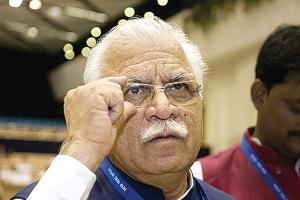 ਗੁਜਰਾਤ ‘ਚ ਮਨੋਹਰ ਲਾਲ ਖੱਟਰ ਦਾ ਵਿਰੋਧ, ਲੋਕਾਂ ਨੇ ਵਰ੍ਹਾਏ ਪੱਥਰ