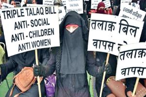 ਤਿੰਨ ਤਲਾਕ ਬਿੱਲ ‘ਤੇ ਚੌਤਰਫ਼ਾ ਸਿਆਸਤ