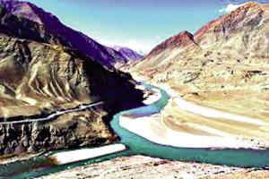 ਪਾਕਿ ਨੂੰ ਦਰਿਆਈ ਪਾਣੀ ਬੰਦ ਕਰਨ ਦਾ ਫੈਸਲਾ