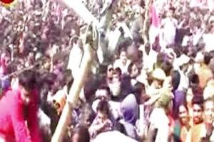 ਮੋਦੀ ਦੀ ਰੈਲੀ ‘ਚ ਭਾਜੜ, ਕਈ ਜ਼ਖਮੀ, ਭਾਸ਼ਣ ਛੋਟਾ ਕਰਨਾ ਪਿਆ