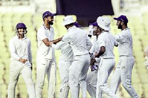 ਵਿਧਰਭ ਫਿਰ ਚੈਂਪੀਅਨ ਬਣਨ ਤੋਂ ਪੰਜ ਵਿਕਟਾਂ ਦੂਰ