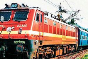 ਸੀਮਾਂਚਲ ਐਕਸਪ੍ਰੈੱਸ ਪਟਰੀ ਤੋਂ ਉਤਰੀ