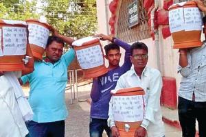 ਉਮੀਦਵਾਰ ਦੇ ਸਿੱਕਿਆਂ ਨੇ ਚੋਣ ਮੁਲਾਜ਼ਮਾਂ ਨੂੰ ਪਾਇਆ ਵਖ਼ਤ