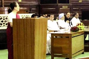 ਸੋਨੀਆ ਨੂੰ ਮਿਲੀ ਸੰਸਦੀ ਦਲ ਦੀ ਕਮਾਨ