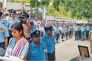 ਸ਼ਹੀਦ ਫਲਾਈਟ ਲੈਫ਼ਟੀਨੈਂਟ ਮੋਹਿਤ ਗਰਗ ਦੀ ਮ੍ਰਿਤਕ ਦੇਹ ਦਾ ਸਰਕਾਰੀ ਸਨਮਾਨਾਂ ਨਾਲ ਅੰਤਿਮ ਸਸਕਾਰ