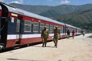 ਸੁਰੱਖਿਆ ਨਾਲ ਦੱਖਣੀ ਕਸ਼ਮੀਰ ‘ਚ ਰੇਲ ਸੇਵਾ ਮੁਲਤਵੀ