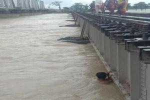 ਬਿਹਾਰ ‘ਚ ਹੜ ਕਾਰਨ ਟ੍ਰੇਨ ਆਵਾਜਾਈ ‘ਚ ਅੜਿੱਕਾ