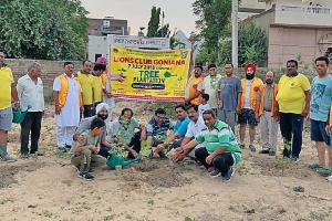 ਪਿਤਾ ਤੇ ਪੁੱਤਰ ਦੀ ਯਾਦ ‘ਚ ਬੂਟਿਆਂ ਦੀ ਸੇਵਾ ਕੀਤੀ