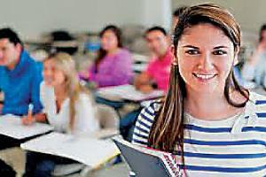 ਸਟੱਡੀ ਵੀਜ਼ਾ: ਬੱਚਿਆਂ ਦੇ ਸੁਨਹਿਰੇ ਭਵਿੱਖ ਲਈ, ਮਾਪਿਆਂ ਸਿਰ ਕਰਜ਼ੇ ਦੀ ਪੰਡ