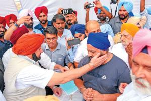 ਸੰਘਣੀ ਵਸੋਂ ਵਾਲੇ ਇਲਾਕਿਆਂ ‘ਚ ਪਟਾਕੇ ਬਣਾਉਣ ਵਾਲੇ ਗੈਰ-ਕਾਨੂੰਨੀ ਯੂਨਿਟਾਂ ਖਿਲਾਫ਼ ਕੀਤੀ ਜਾਵੇ ਕਾਰਵਾਈ : ਮੁੱਖ ਮੰਤਰੀ 