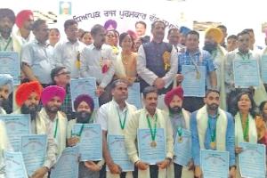 ਸਨਮਾਨਿਤ ਹੋਏ ਸੂਬੇ ਦੇ ਵਿੱਦਿਆ ਗੁਰੂ