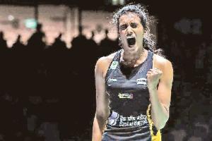 ਸਿੰਧੂ ਦੂਜੇ ਗੇੜ ‘ਚ, ਸਾਇਨਾ ਪਹਿਲੇ ਗੇੜ ‘ਚ ਹੀ ਬਾਹਰ