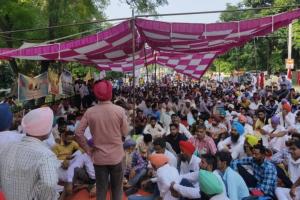 ਪਾਵਰਕੌਮ ਦੇ ਠੇਕਾ ਮੁਲਾਜ਼ਮਾਂ ਦਿੱਤਾ ਸੂਬਾ ਪੱਧਰੀ ਧਰਨਾ