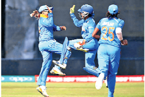 ਪੂਨਮ ਦੇ ਅਰਧ ਸੈਂਕੜੇ ਨਾਲ ਭਾਰਤੀ ਮਹਿਲਾ ਟੀਮ ਜਿੱਤੀ