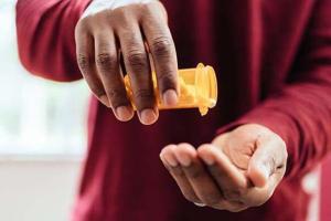 ਪਿਓ-ਪੁੱਤ ਨੇ ਨਿਗਲੀ ਜ਼ਹਿਲੀ ਦਵਾਈ