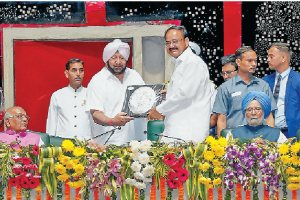 ਹੱਥ ਜੋੜ ਕੇ ਮੰਗਦਾ ਹਾਂ ਮੁਆਫ਼ੀ, ਸਰਕਾਰਾਂ ਆਉਂਦੀਆਂ ਜਾਂਦੀਆਂ ਨੇ, ਨਹੀਂ ਕਰਨੀ ਚਾਹੀਦੀ ਸਿਆਸੀ ਖਹਿਬਾਜ਼ੀ!