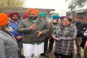 ਐਮਪੀ ਗੁਰਜੀਤ ਸਿੰਘ ਔਜਲਾ ਵੱਲੋਂ ਪੀ.ਐਚ.ਸੀ ਥਰੀਏਵਾਲ ਦੀ ਅਚਨਚੇਤ ਚੈਕਿੰਗ