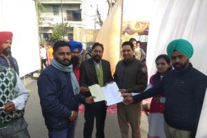 ਟੈੱਟ ਪਾਸ ਬੇਰੁਜ਼ਗਾਰਾਂ ਵੱਲੋਂ ਬ੍ਰਹਮ ਮਹਿੰਦਰਾ ਦੀ ਕੋਠੀ ਅੱਗੇ ਪ੍ਰਦਰਸ਼ਨ