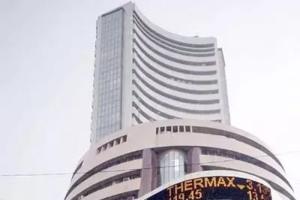 ਵਿੱਤੀ ਸੰਕਟ ਲਈ ਮੱਦਦ ਕਰਨਗੇ ਸੰਸਦ ਮੈਂਬਰ, 8 ਸੰਸਦ ਮੈਂਬਰਾਂ ਨੇ ਮੰਗਿਆਂ ਪ੍ਰਧਾਨ ਮੰਤਰੀ ਤੋਂ ਸਮਾਂ