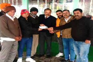 ਡੇਰਾ ਪ੍ਰੇਮੀ ਨੇ ਮੋੜਿਆ 12 ਲੱਖ ਦਾ ਚੈੱਕ