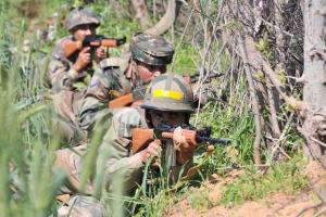 Kashmir ‘ਚ ਮੁਕਾਬਲੇ ‘ਚ ਦੋ ਜਵਾਨ ਸ਼ਹੀਦ