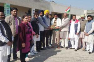 ਫਤਹਿਵੀਰ ਸਿੰਘ ਨੂੰ ਬਚਾਉਣ ਲਈ ਜਾਨ ਦੀ ਬਾਜ਼ੀ ਲਾਉਣ ਵਾਲੇ ਪ੍ਰੇਮੀ ਜੱਗਾ ਸਿੰਘ ਇੰਸਾਂ ਦਾ ਕੀਤਾ ਸਨਮਾਨ