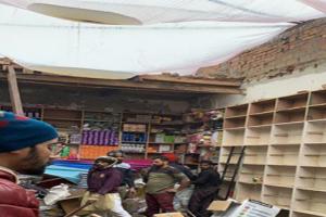 ਮੀਂਹ ਨਾਲ ਦੁਕਾਨ ਦੀ ਛੱਤ ਡਿੱਗੀ