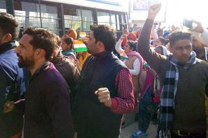 ਗਣਤੰਤਰ ਦਿਵਸ ਮੌਕੇ ਪੰਜਾਬ ਸਰਕਾਰ ਖ਼ਿਲਾਫ਼ ਰੋਸ-ਮੁਜ਼ਾਹਰਾ ਕਰਦੇ ਬੇਰੁਜ਼ਗਾਰ ਅਧਿਆਪਕ ਗ੍ਰਿਫ਼ਤਾਰ