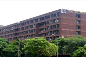 ਸਕੂਲਾਂ ‘ਚ ਗਰਮੀਆਂ ਦੀਆਂ ਛੁੱਟੀਆਂ 11 ਅਪ੍ਰੈਲ ਤੋਂ 10 ਮਈ ਤੱਕ, ਪੱਜਵੀਂ ਅਤੇ ਅੱਠਵੀਂ ਦੇ ਪੇਪਰ ਰੱਦ