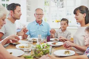 Health Tips in Punjabi: “ਇਹ ਇਕ ਰਾਜ ਹੈ ਜੋ ਤੁਹਾਡੀ ਸਿਹਤ ਬਚਾ ਸਕਦਾ ਹੈ! ਘੱਟ ਬੋਲੋ, ਘੱਟ ਖਾਓ – ਅੱਜ ਹੀ ਅਮਲ ਕਰੋ!