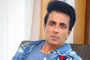 ਸੌਨੂੰ ਸੂਦ ਨੇ ਬੈਕਗ੍ਰਾਊਂਡ ਡਾਂਸਰਾਂ ਨੂੰ ਦਿੱਤੀਆਂ ਰਾਸ਼ਨ ਕਿੱਟਾਂ