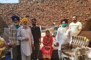 ਸੇਵਾਦਾਰਾਂ ਨੇ ਲੋੜਵੰਦ ਪਰਿਵਾਰ ਦੀ ਲੜਕੀ ਦੀ ਸ਼ਾਦੀ ’ਚ ਕੀਤੀ ਮਦਦ