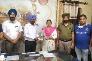 ਵਿਕਾਸ ਕਾਰਜਾਂ ਲਈ ਅਤੇ ਵਿਦਿਆਰਥੀਆਂ ਦੀ ਭਲਾਈ ਲਈ 11000 ਰੁਪਏ ਕੀਤੇ ਭੇਟ