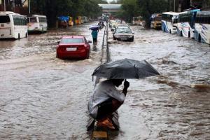 ਭਾਰੀ ਮੀਂਹ ਕਾਰਨ ਦੇਸ਼ ਦੇ ਕਈ ਸੂਬਿਆਂ ’ਚ ਹੜ੍ਹ ਵਰਗੇ ਹਾਲਾਤ