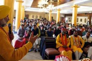 ਝੂਠ ਦਾ ਪੁਲੰਦਾ ‘ਆਪ ਦਾ ਸਿਹਤ ਮਾਡਲ’, ਕੋਰੋਨਾ ’ਚ ਦਿੱਲੀ ਵਾਲਿਆਂ ਦਾ ਅਸੀਂ ਕੀਤਾ ਪੰਜਾਬ ’ਚ ਇਲਾਜ