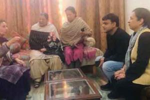 ਪਰਨੀਤ ਕੌਰ ਵੱਲੋਂ ਯੂਕਰੇਨ ’ਚ ਫਸੇ ਦੋ ਵਿਦਿਆਰਥੀਆਂ ਦੇ ਪਰਿਵਾਰਾਂ ਮੁਲਾਕਾਤ