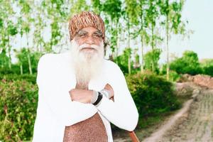 ‘‘ਬੇਟਾ, ਸਾਰਾ ਪਰਿਵਾਰ ਰੁੱਖ ਥੱਲੇ ਛਾਂ ’ਚ ਬੈਠ ਜਾਓ, ਤੁਸੀਂ ਕੋਈ ਕੰਮ ਨਹੀਂ ਕਰਨਾ, ਤੁਹਾਡਾ ਘਰ ਅਸੀਂ ਬਣਵਾਵਾਂਗੇ’’