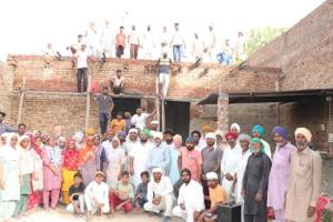 ਸਾਧ-ਸੰਗਤ ਨੇ ਚਾਰ ਧੀਆਂ ਦੀ ਵਿਧਵਾ ਮਾਂ ਨੂੰ ਮਕਾਨ ਬਣਾ ਕੇ ਦਿੱਤਾ 