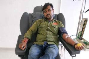 ਬਿਹਾਰ ਦੇ ਡੇਰਾ ਸ਼ਰਧਾਲੂ ਕੁਮੋਦ ਇੰਸਾਂ ਨੇ ਖੂਨਦਾਨ ਕਰ ਬਚਾਈ ਜਾਨ