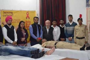 ਸ਼ਾਹ ਸਤਿਨਾਮ ਜੀ ਬੁਆਇਜ਼ ਸਕੂਲ ਦੇ ਵਿਦਿਆਰਥੀਆਂ ਨੇ ਕੀਤਾ 33 ਯੂਨਿਟ ਖੂਨਦਾਨ