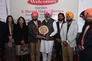 ਪੰਜਾਬ ਸਰਕਾਰ ਪੱਤਰਕਾਰਾਂ ਦੀ ਭਲਾਈ ਲਈ ਵਚਨਬੱਧ : ਹਰਪਾਲ ਸਿੰਘ ਚੀਮਾ