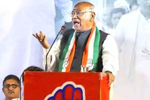 ‘ਰਾਵਣ ਵਾਂਗ 100 ਸਿਰ ਹਨ ਕੀ’, ਪੀਐਮ ‘ਤੇ ਬਿਆਨ ਦੇ ਕੇ ਵਿਵਾਦਾਂ ‘ਚ ਫਸੇ ਮੱਲਿਕਾਰਜੁਨ ਖੜਗੇ