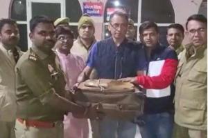 ਐਨਆਰਆਈ ਜੋੜਾ ਕੈਬ ‘ਚ ਭੁੱਲਿਆ ਇੱਕ ਕਰੋੜ ਦੇ ਗਹਿਣੇ