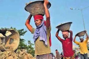 ਆਖ਼ਰ ਕਦੋਂ ਤੱਕ ਹੁੰਦੀ ਰਹੂ ਗਰੀਬਾਂ-ਮਜ਼ਦੂਰਾਂ ਦੀ ਲੁੱਟ