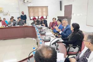 ਸਿਹਤ ਮੰਤਰੀ ਵੱਲੋਂ ਰਾਜਿੰਦਰਾ ਹਸਪਤਾਲ ’ਚ ਐਮਰਜੈਂਸੀ ਸੇਵਾਵਾਂ ਉੱਚ ਪੱਧਰੀ ਬਣਾਉਣ ਲਈ ਮੀਟਿੰਗ