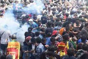 ਸ੍ਰੀਲੰਕਾ ’ਚ ਵਿਰੋਧ ਪ੍ਰਦਰਸ਼ਨ ਦੌਰਾਨ ਇੱਕ ਦਰਜ਼ਨ ਤੋਂ ਜ਼ਿਆਦਾ ਜਖ਼ਮੀ