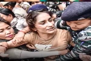 ਸਾਕਸ਼ੀ ਮਲਿਕ, ਬਜਰੰਗ ਪੂਨੀਆ, ਵਿਨੇਸ਼-ਸੰਗੀਤਾ ਫੋਗਾਟ ਹਿਰਾਸਤ ’ਚ