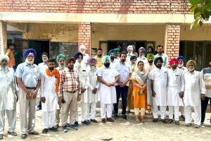 ਗ੍ਰਾਮ ਪੰਚਾਇਤ ਬਲਬੇੜਾ ਦੀ ਨਜਾਇਜ਼ ਕਬਜ਼ੇ ’ਚ ਪਈ 72 ਏਕੜ ਜ਼ਮੀਨ ਕਬਜ਼ਾਧਾਰਕਾਂ ਨੇ ਪੰਚਾਇਤ ਨੂੰ ਸੌਂਪੀ